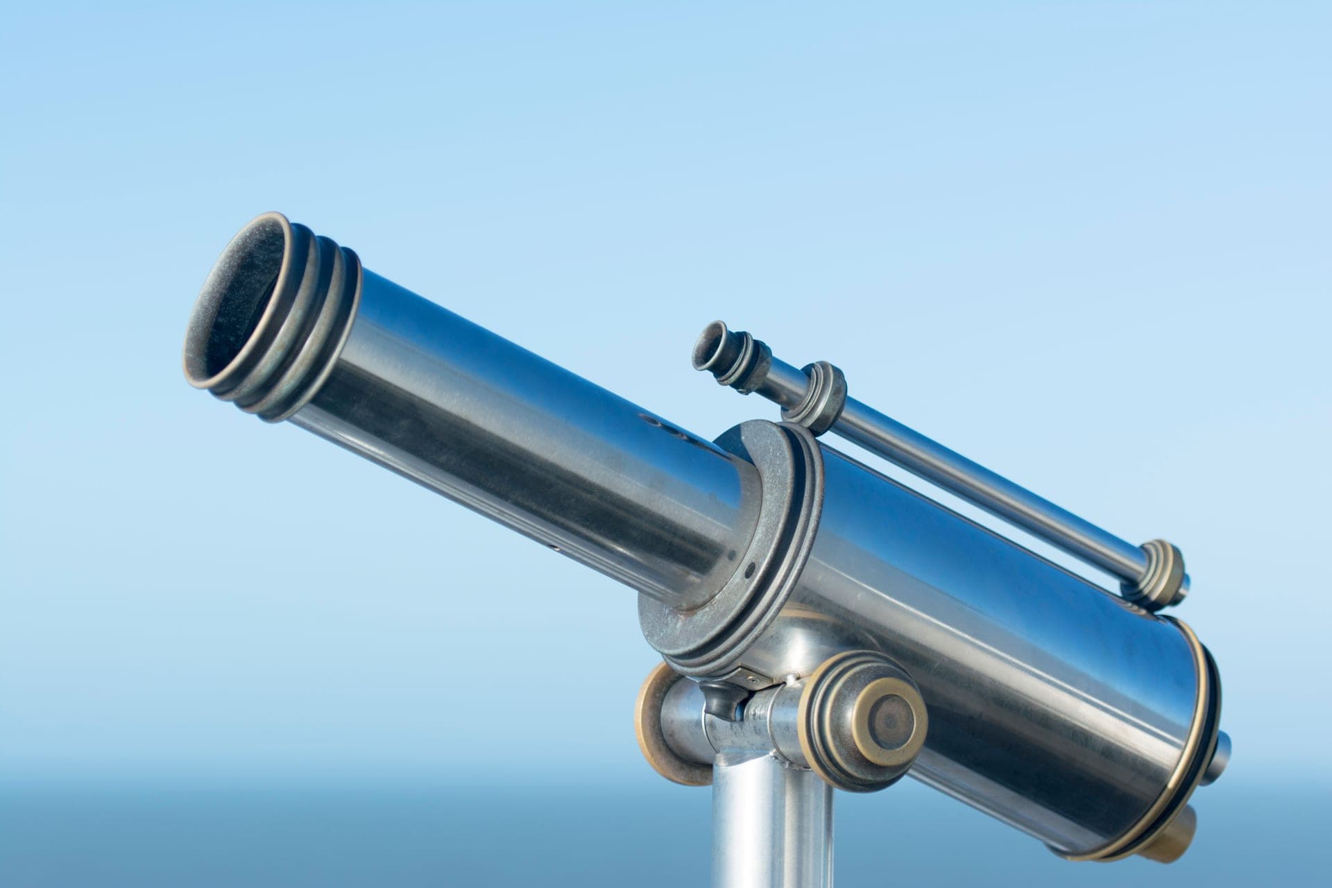 A small tabletop telescope