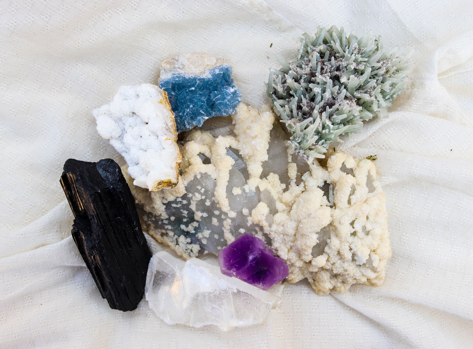 A cracked-open geode showing crystals inside